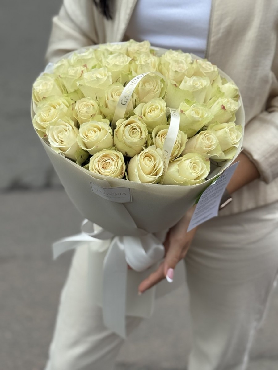 31 Біла трояндочка Атена 